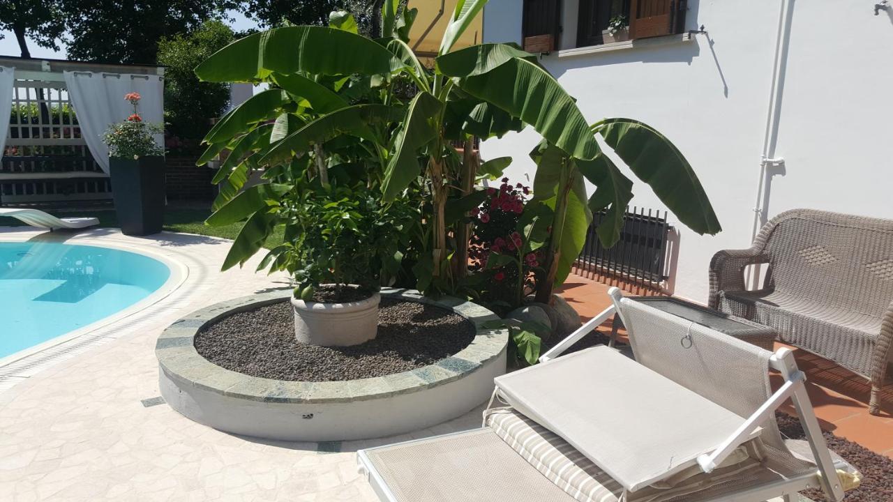 B&B Casa Gaia - Sirmione Exteriör bild