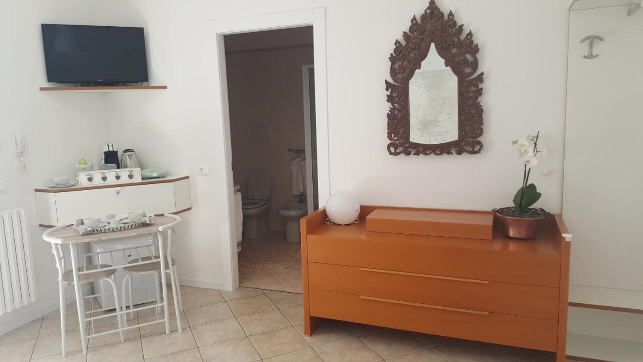 B&B Casa Gaia - Sirmione Exteriör bild