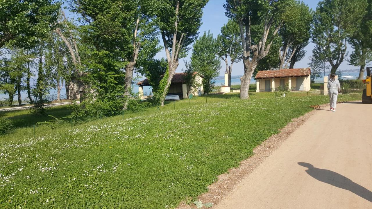 B&B Casa Gaia - Sirmione Exteriör bild