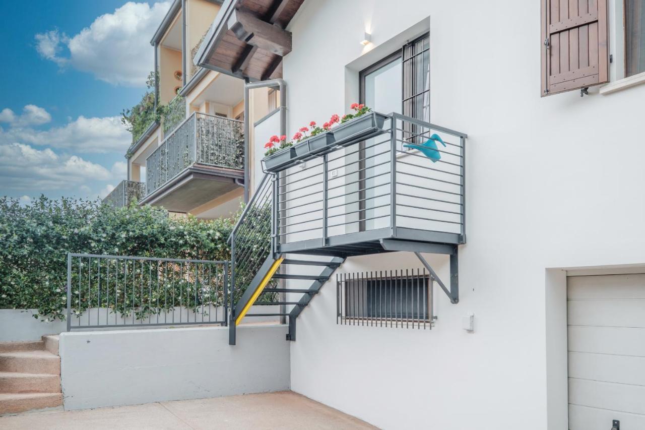 B&B Casa Gaia - Sirmione Exteriör bild